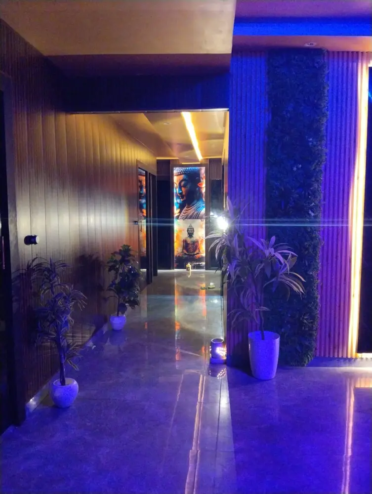 Entrance hallway at Lavya Thai Spa